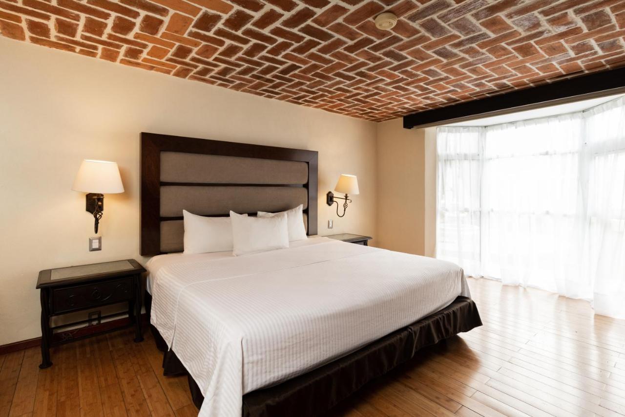 Hotel Villa Mercedes San Cristobal Сан-Кристобаль-де-Ла-Касас Экстерьер фото