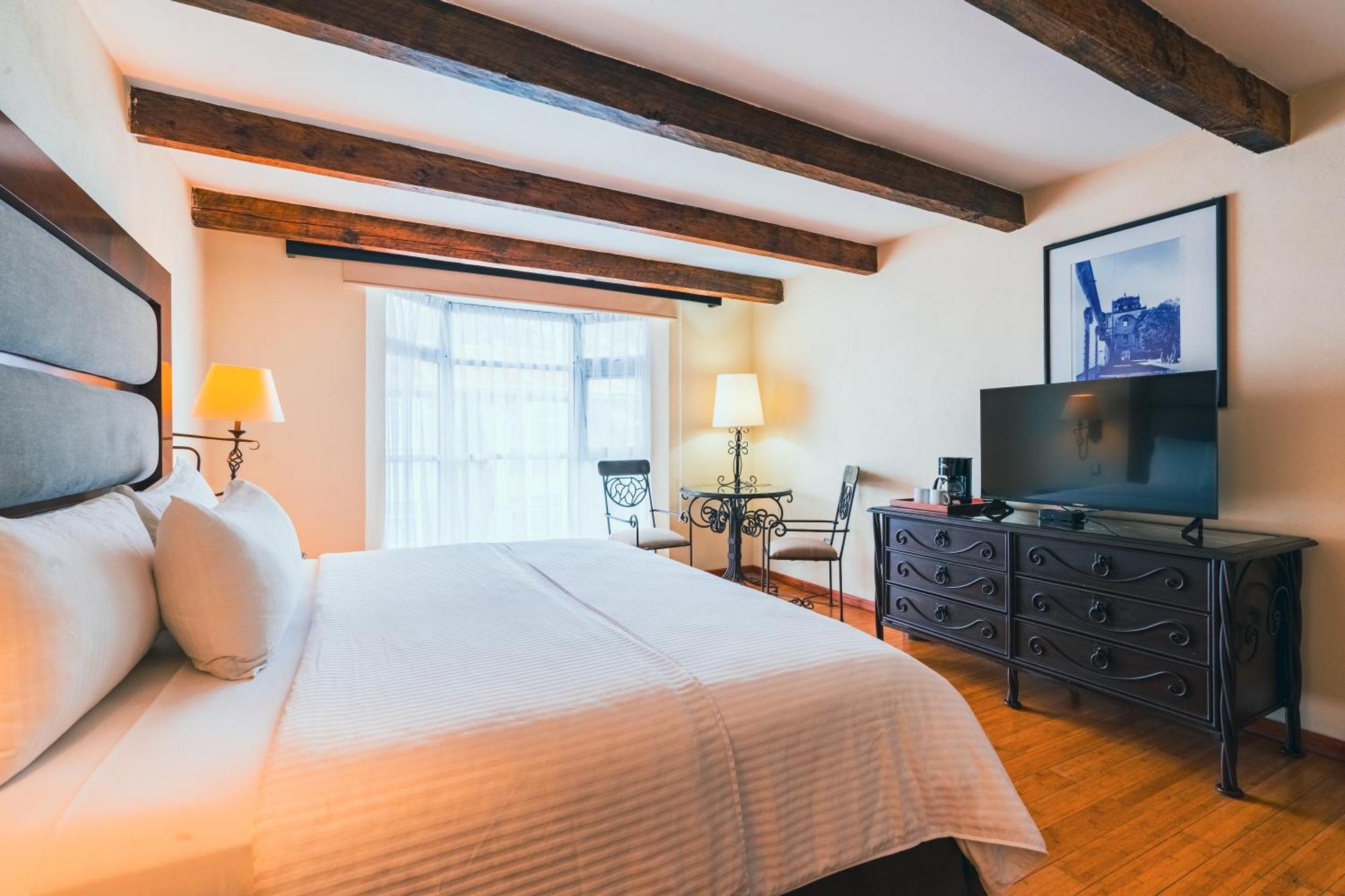 Hotel Villa Mercedes San Cristobal Сан-Кристобаль-де-Ла-Касас Экстерьер фото